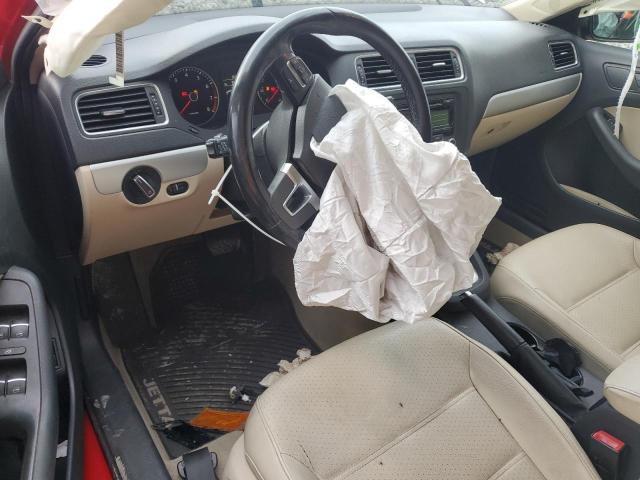 3VWD17AJ3EM277497 - 2014 VOLKSWAGEN JETTA SE RED photo 8