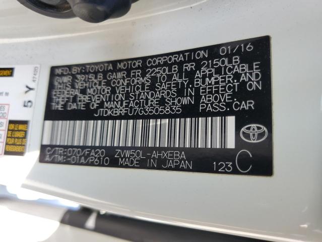 JTDKBRFU7G3505835 - 2016 TOYOTA PRIUS თეთრი ფოტო 12