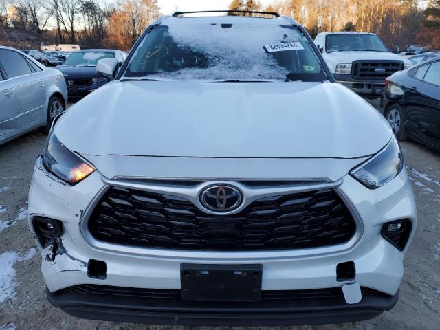 5TDGZRBH3NS252647 - 2022 TOYOTA HIGHLANDER XLE WHITE photo 5