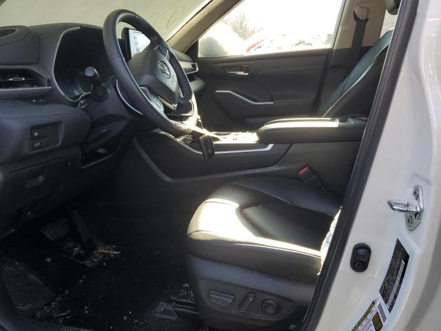 5TDGZRBH3NS252647 - 2022 TOYOTA HIGHLANDER XLE WHITE photo 7