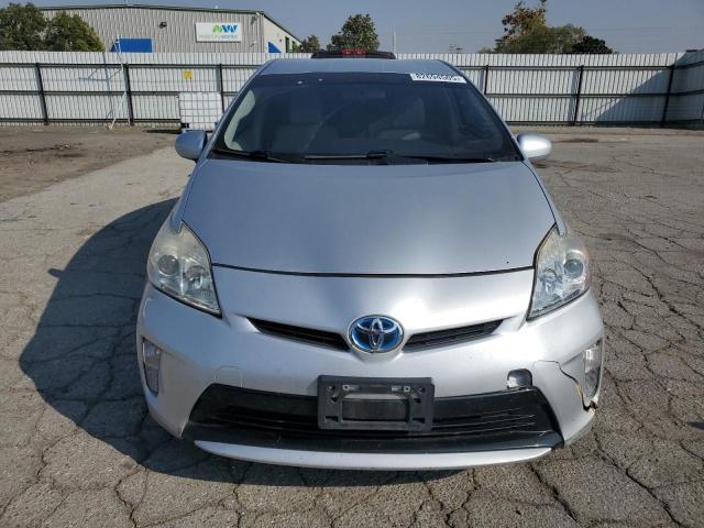 JTDKN3DU5E1770687 - 2014 TOYOTA PRIUS ვერცხლისფერი ფოტო 5