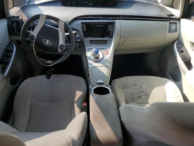 JTDKN3DU5E1770687 - 2014 TOYOTA PRIUS ვერცხლისფერი ფოტო 8