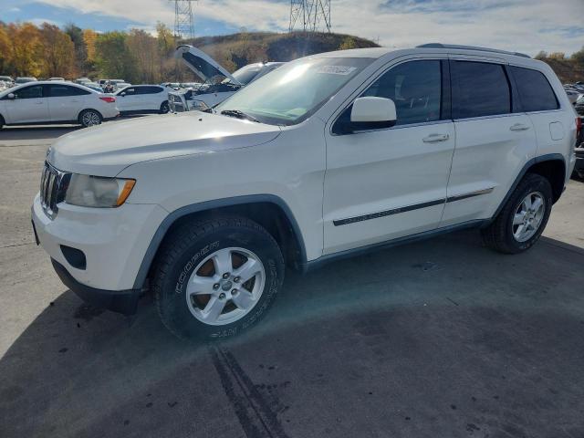 2011 JEEP GRAND CHER LAREDO, 