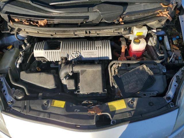 JTDKN3DU6D5587984 - 2013 TOYOTA PRIUS ვერცხლისფერი ფოტო 11