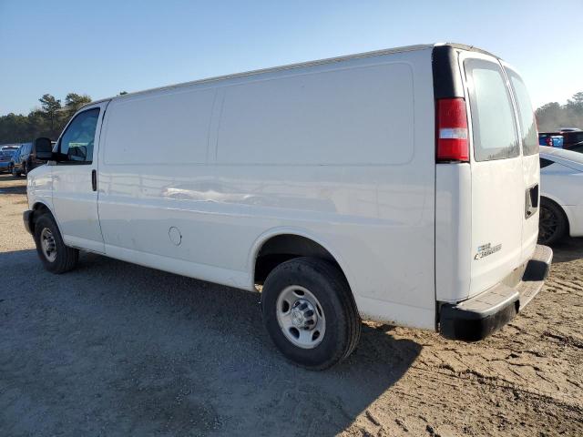 1GCWGBFP3L1141486 - 2020 CHEVROLET EXPRESS G2 WHITE photo 2