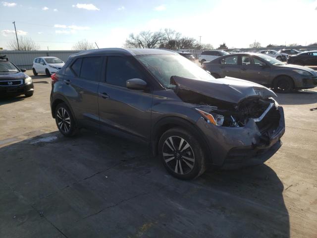 3N1CP5CU5KL481828 - 2019 NISSAN KICKS S GRAY photo 4