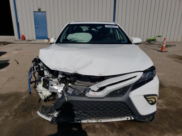 4T1B11HK0KU843267 - 2019 TOYOTA CAMRY L WHITE photo 5