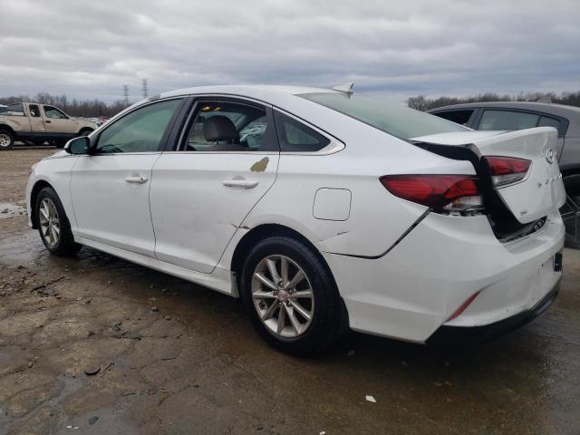 5NPE24AF2JH694818 - 2018 HYUNDAI SONATA SE WHITE photo 2