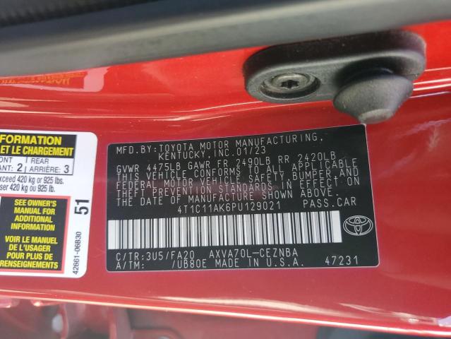 4T1C11AK6PU129021 - 2023 TOYOTA CAMRY LE RED photo 12