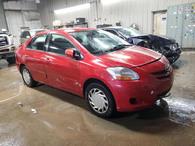 JTDBT923071075572 - 2007 TOYOTA YARIS RED photo 4