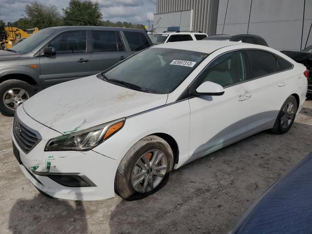 5NPE24AF4GH260439 - 2016 HYUNDAI SONATA SE WHITE photo 1