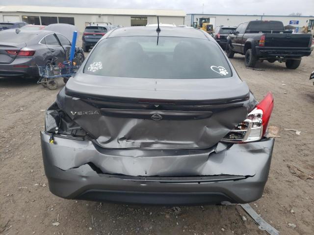 3N1CN7APXKL816144 - 2019 NISSAN VERSA S GRAY photo 6