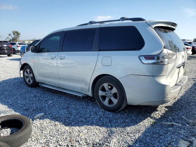 5TDDK3DC3BS025346 - 2011 TOYOTA SIENNA XLE Ağ foto 2