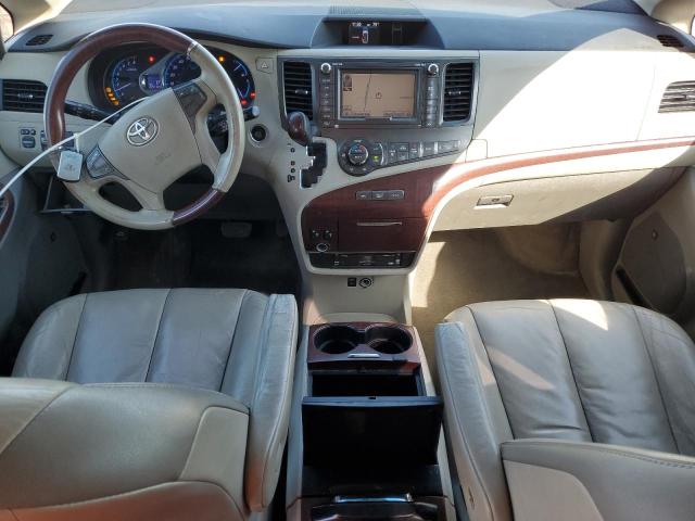 5TDDK3DC3BS025346 - 2011 TOYOTA SIENNA XLE Ağ foto 8