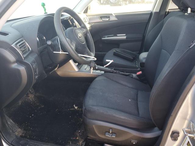 JF2SHADC8DH431576 - 2013 SUBARU FORESTER 2.5X PREMIUM ვერცხლისფერი ფოტო 7