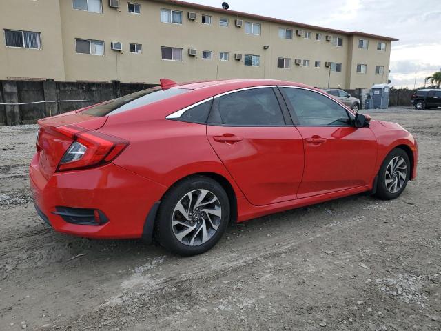 2HGFC2F78JH500634 - 2018 HONDA CIVIC EX RED photo 3