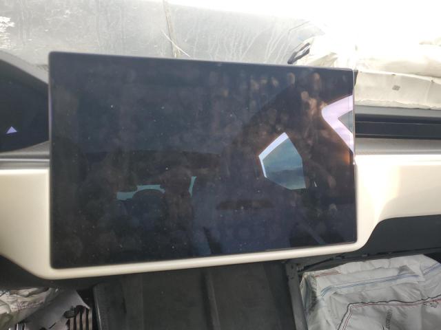 5YJSA1E61RF540125 - 2024 TESLA MODEL S Черный фото 9