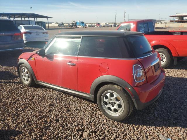 WMWSU3C52DT677252 - 2013 MINI COOPER RED photo 2