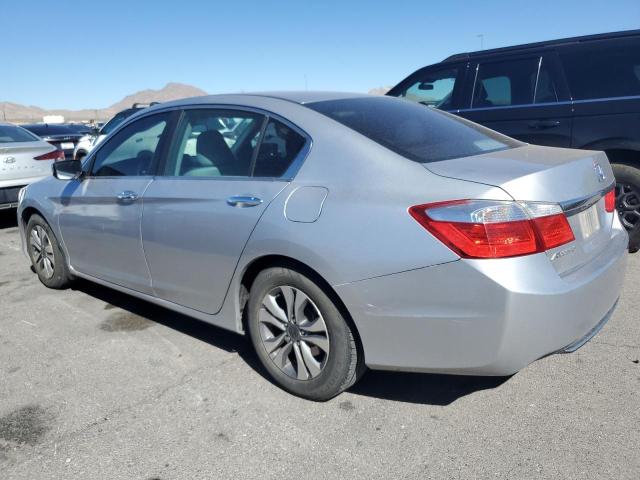 1HGCR2F36FA093353 - 2015 HONDA ACCORD LX ვერცხლისფერი ფოტო 2