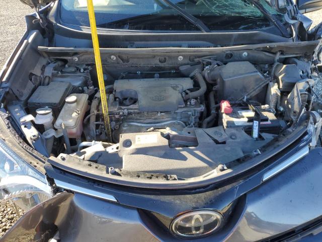 JTMBFREV0JJ724802 - 2018 TOYOTA RAV4 LE Szary zdjęcie 12