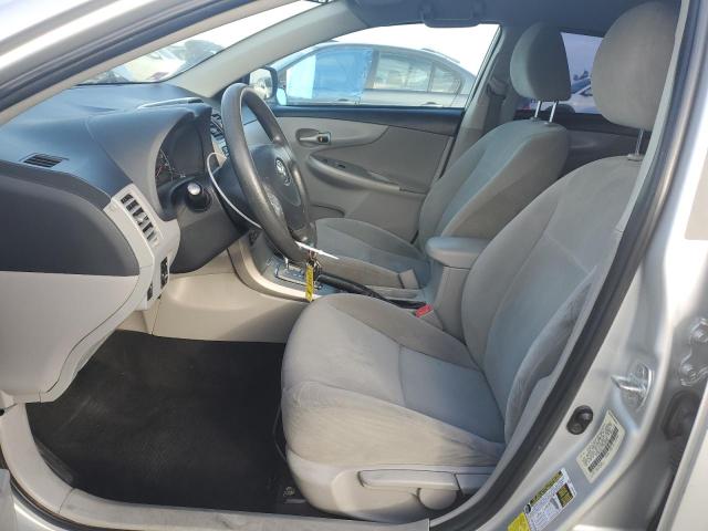 5YFBU4EE1CP039361 - 2012 TOYOTA COROLLA BASE Argent photo 7