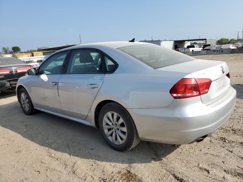 1VWAT7A33FC058959 - 2015 VOLKSWAGEN PASSAT S Күміс фото 2