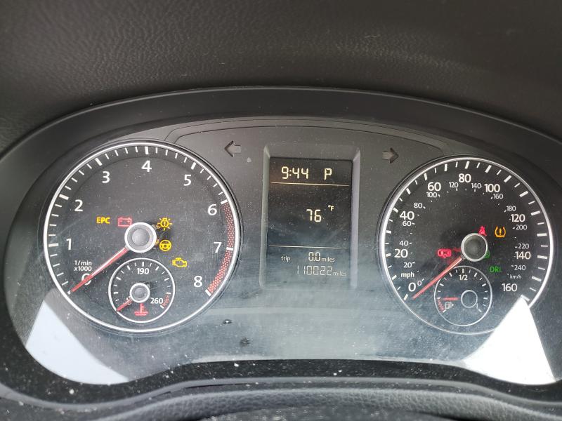 1VWAT7A33FC058959 - 2015 VOLKSWAGEN PASSAT S Күміс фото 9