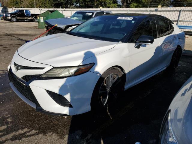 4T1B61HK5JU144118 - 2018 TOYOTA CAMRY XSE WHITE photo 1