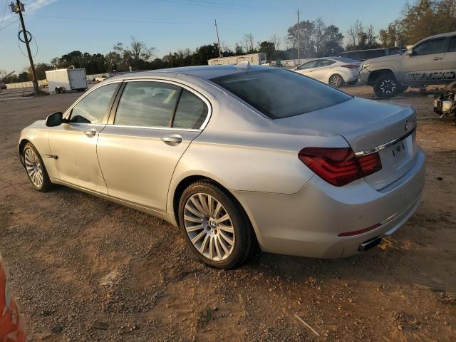 WBAYE4C55DD137451 - 2013 BMW 740 LI SILVER photo 2