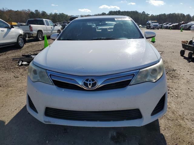 4T1BF1FK3EU332497 - 2014 TOYOTA CAMRY L WHITE photo 5