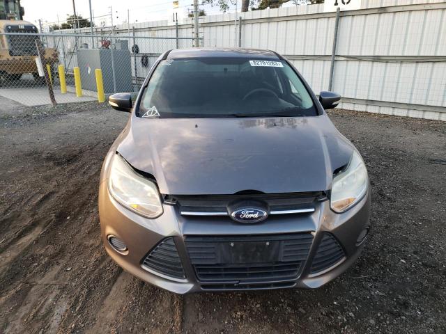 1FADP3F24EL169733 - 2014 FORD FOCUS SE GRAY photo 5