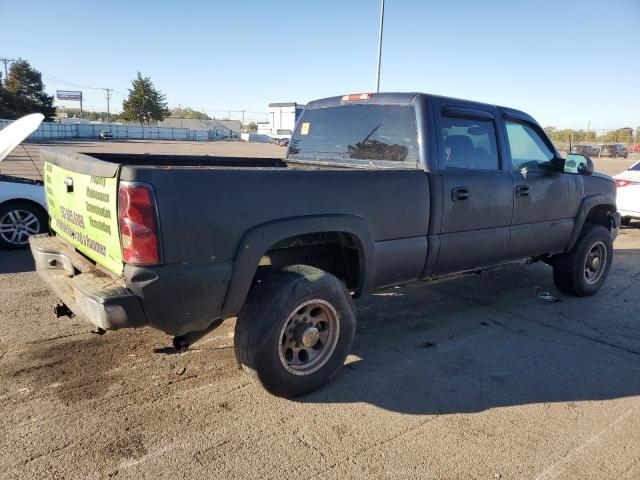 1GCHK23215F848950 - 2005 CHEVROLET SILVERADO K2500 HEAVY DUTY BLACK photo 3