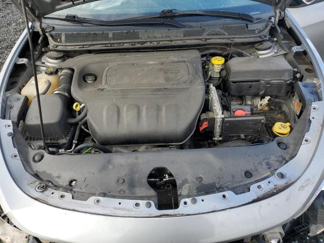 1C3CDFAA0GD591689 - 2016 DODGE DART SE Argent photo 11