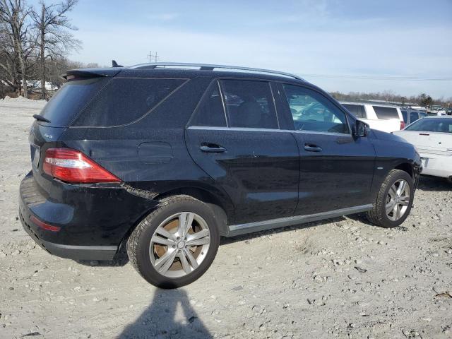 4JGDA5HBXCA033406 - 2012 MERCEDES-BENZ ML 350 4MATIC BLACK photo 3