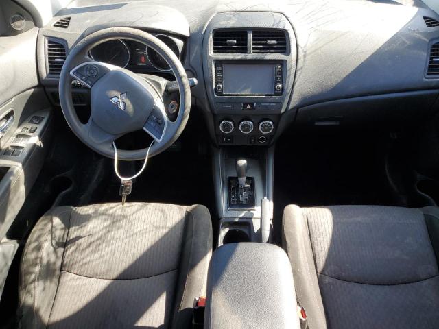 JA4AP3AUXKU016800 - 2019 MITSUBISHI OUTLANDER ES GRAY photo 8