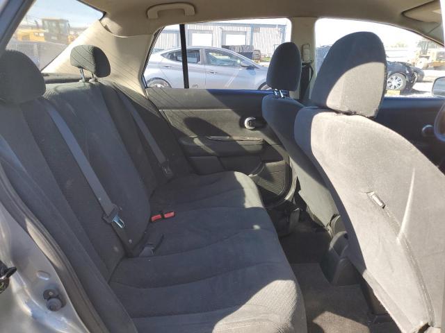 3N1BC1AP8BL471632 - 2011 NISSAN VERSA S GRAY photo 10