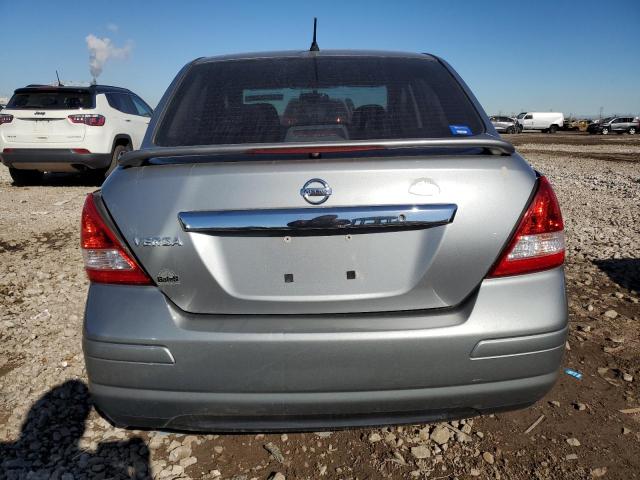 3N1BC1AP8BL471632 - 2011 NISSAN VERSA S GRAY photo 6