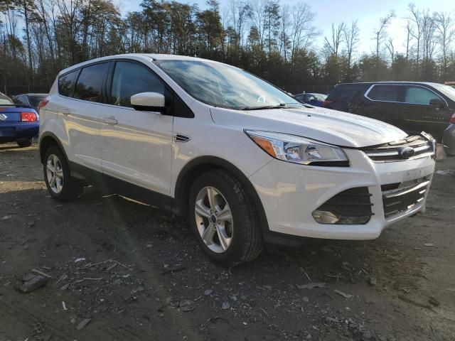 1FMCU0G72GUC89482 - 2016 FORD ESCAPE SE WHITE photo 4