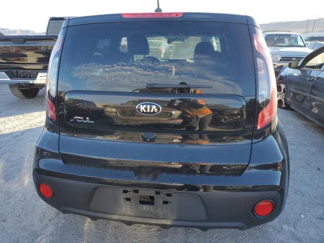 KNDJN2A29H7485159 - 2017 KIA SOUL BLACK photo 6