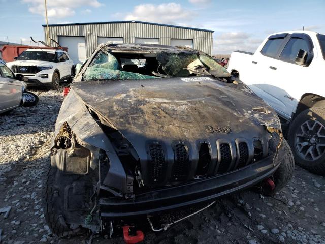 1C4PJMBS6GW104906 - 2016 JEEP CHEROKEE TRAILHAWK ნაცრისფერი ფოტო 5