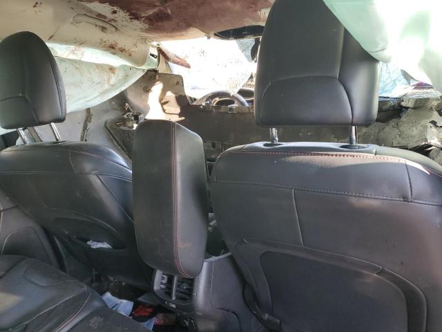 1C4PJMBS6GW104906 - 2016 JEEP CHEROKEE TRAILHAWK ნაცრისფერი ფოტო 8