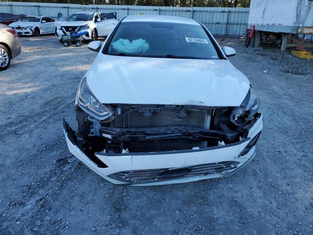 5NPE24AF5JH625945 - 2018 HYUNDAI SONATA SE WHITE photo 5