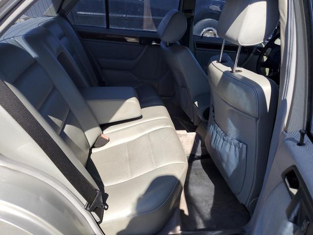 WDBEA32E5SC240769 - 1995 MERCEDES-BENZ E 320 BASE SILVER photo 10