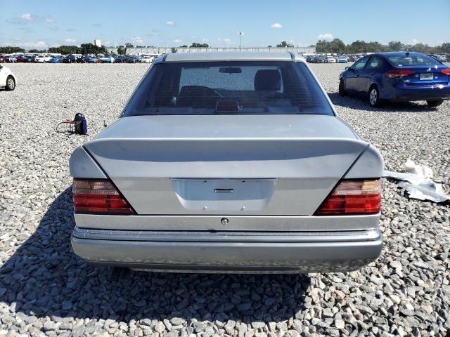 WDBEA32E5SC240769 - 1995 MERCEDES-BENZ E 320 BASE SILVER photo 6
