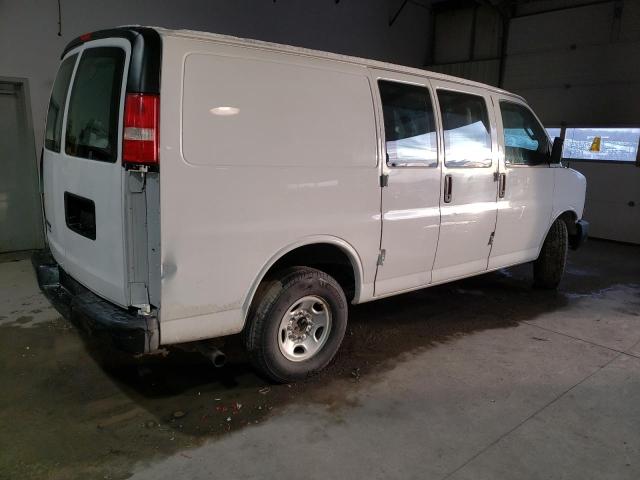 1GCWGAFF5G1304162 - 2016 CHEVROLET EXPRESS G2 WHITE photo 3