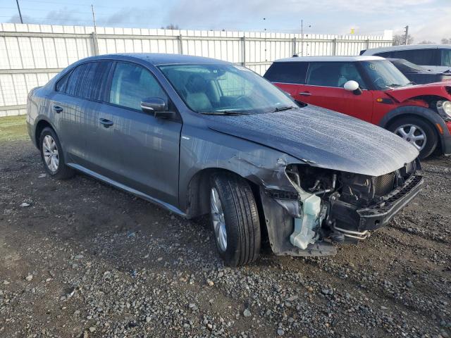 1VWAT7A30EC071733 - 2014 VOLKSWAGEN PASSAT S GRAY photo 4