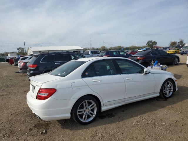 WDDGF8AB2DR282628 - 2013 MERCEDES-BENZ C 300 4MATIC WHITE photo 3