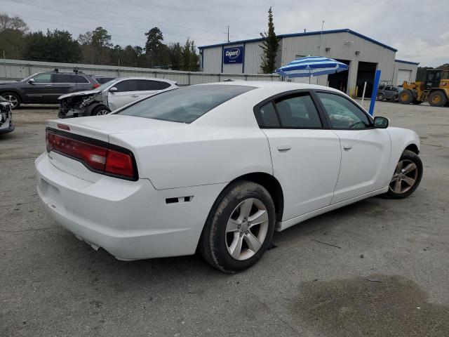 2C3CDXBG8DH688176 - 2013 DODGE CHARGER SE WHITE photo 3