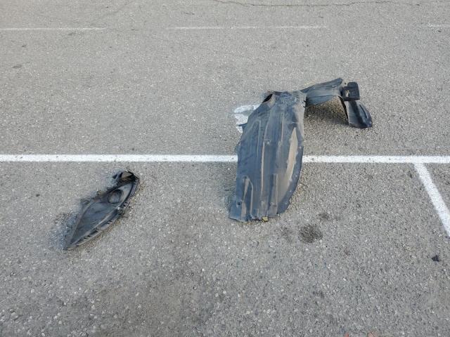 JM1CW2CL8C0141965 - 2012 MAZDA 5 Ақ фото 13