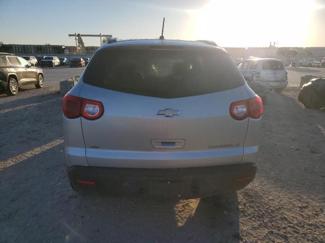 1GNLVFED6AJ260838 - 2010 CHEVROLET TRAVERSE LT 银色 照片 6